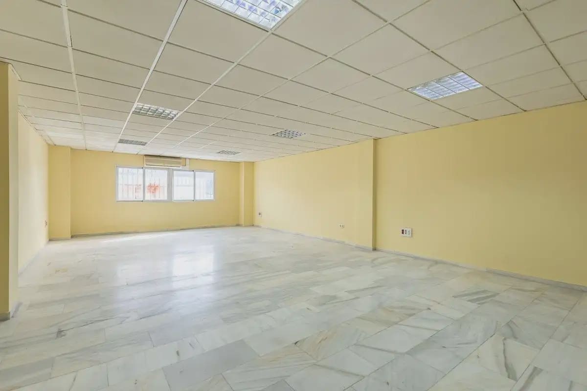 Local Comercial en Albolote en venta - 145.000 € (Ref: 9837088)