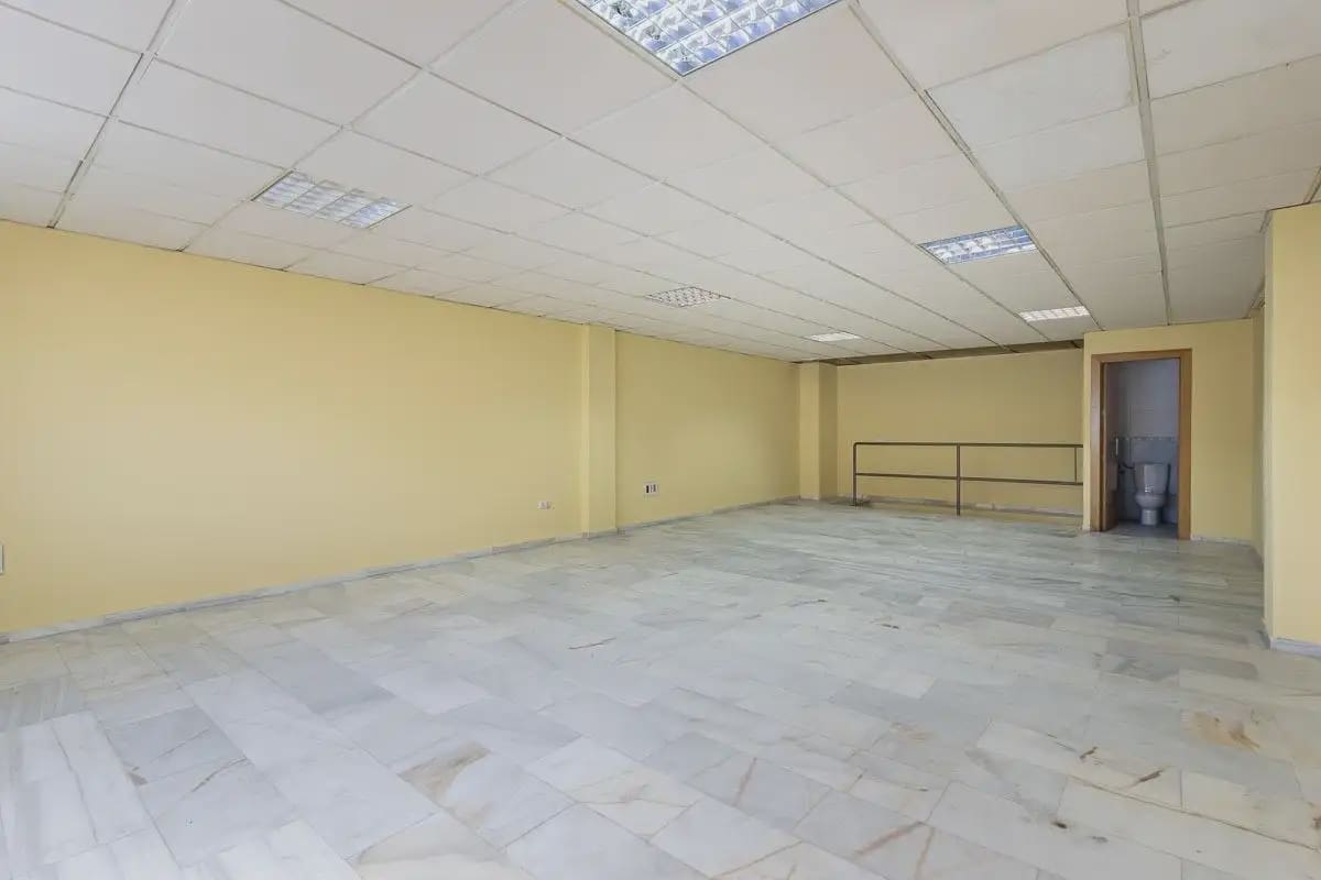 Local Comercial en Albolote en venta - 145.000 € (Ref: 9837088)