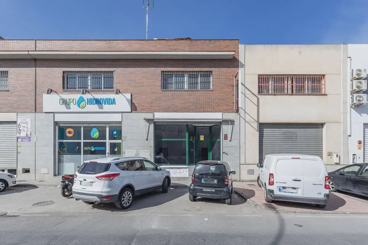 Local Comercial en Albolote en venta - 145.000 € (Ref: 9837088)