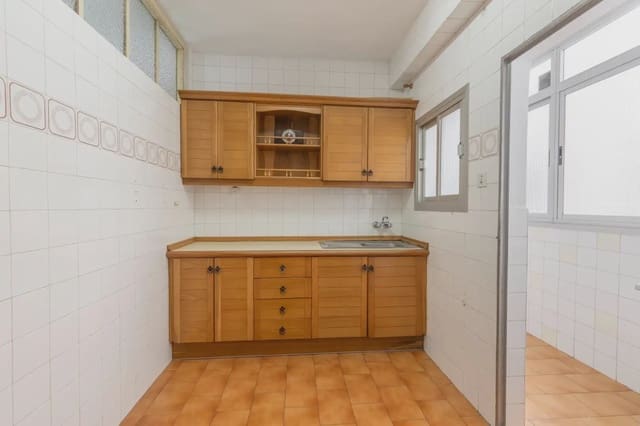 Mieszkanie na sprzedaż w Camino de Ronda - Rosaleda, Miasto Grenada - 349 000 € (Ref: 9837090)