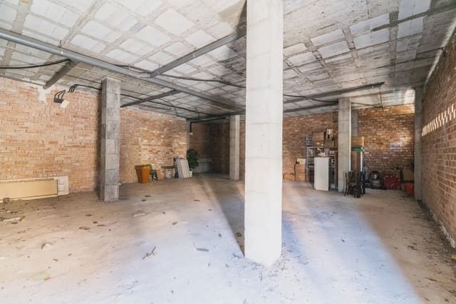 Local Comercial en Carretera de la Sierra, Granada ciudad en venta - 470.000 € (Ref: 9837091)