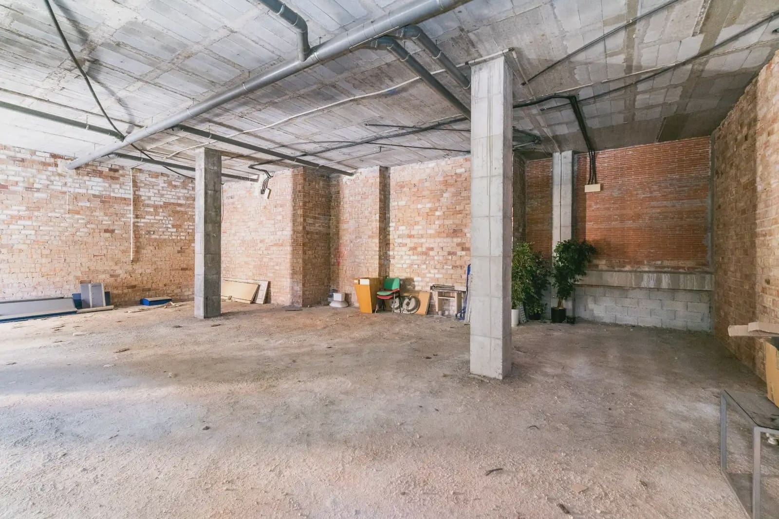 Local Comercial en Granada ciudad en venta - 470.000 € (Ref: 9837091)