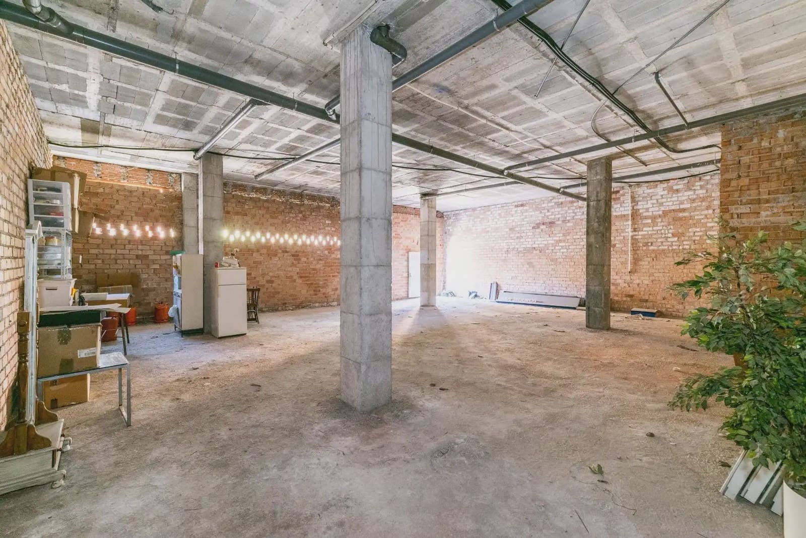 Local Comercial en Granada ciudad en venta - 470.000 € (Ref: 9837091)