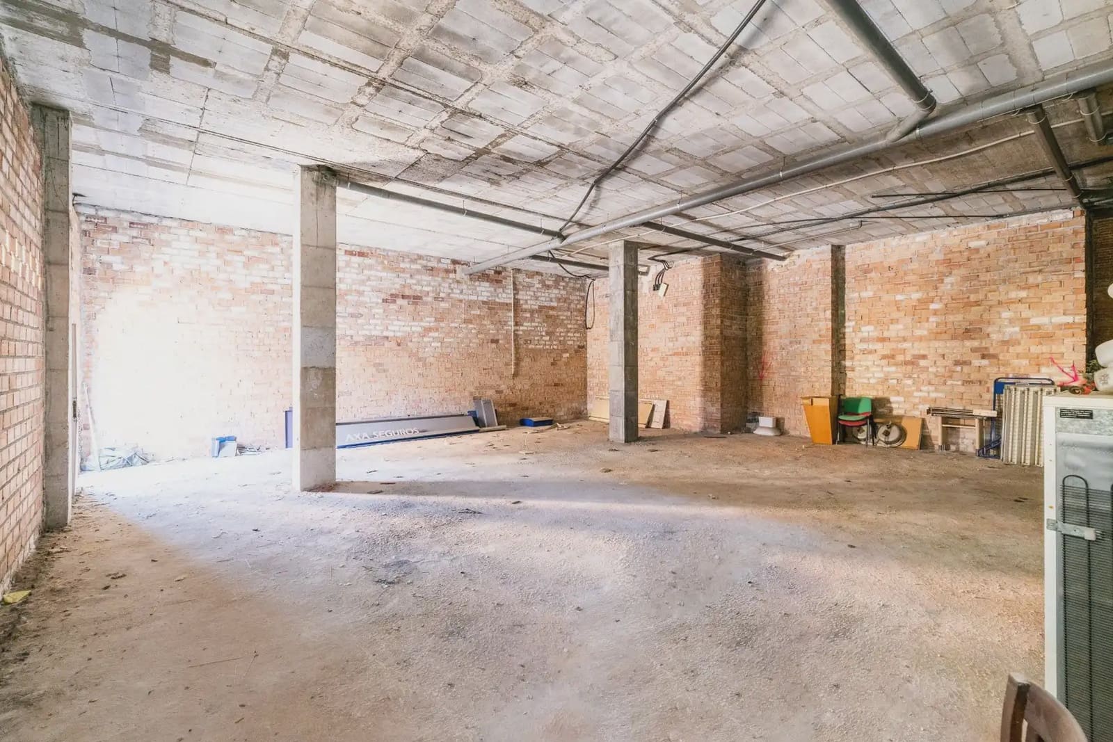 Local Comercial en Granada ciudad en venta - 470.000 € (Ref: 9837091)