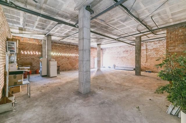 Local Comercial en Carretera de la Sierra, Granada ciudad en venta - 470.000 € (Ref: 9837091)