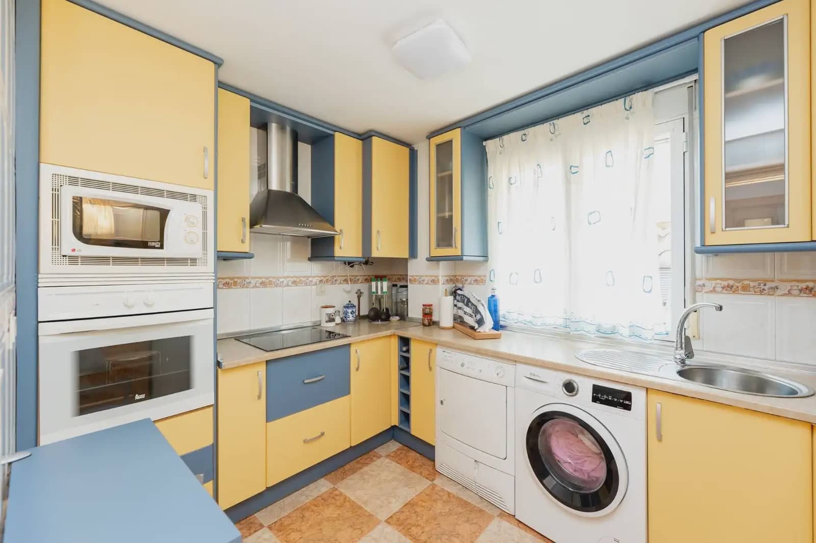 3 soverom Leilighet til salgs i Monachil med garasje - € 165 000 (Ref: 9837092)