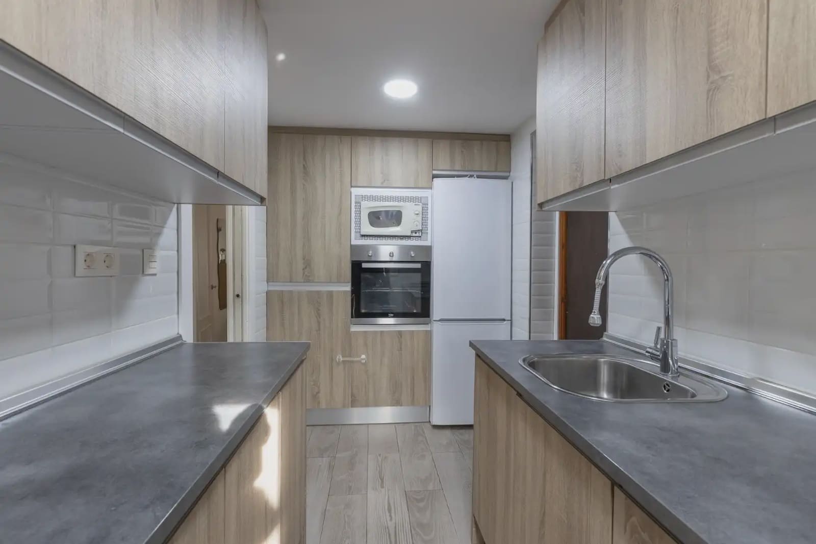 Leilighet til salgs i Monachil med garasje - € 159 900 (Ref: 9837093)