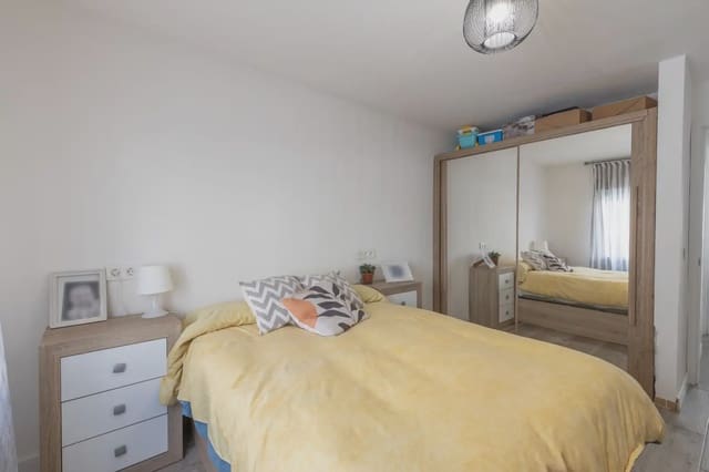 Leilighet til salgs i Monachil med garasje - € 159 900 (Ref: 9837093)