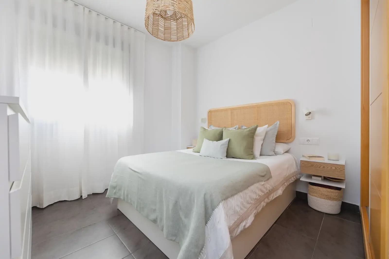 Flat for sale in Alhendin with pool garage - € 233,000 (Ref: 9837094)