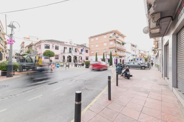 Local Comercial en Peligros en venta - 120.000 € (Ref: 9837095)