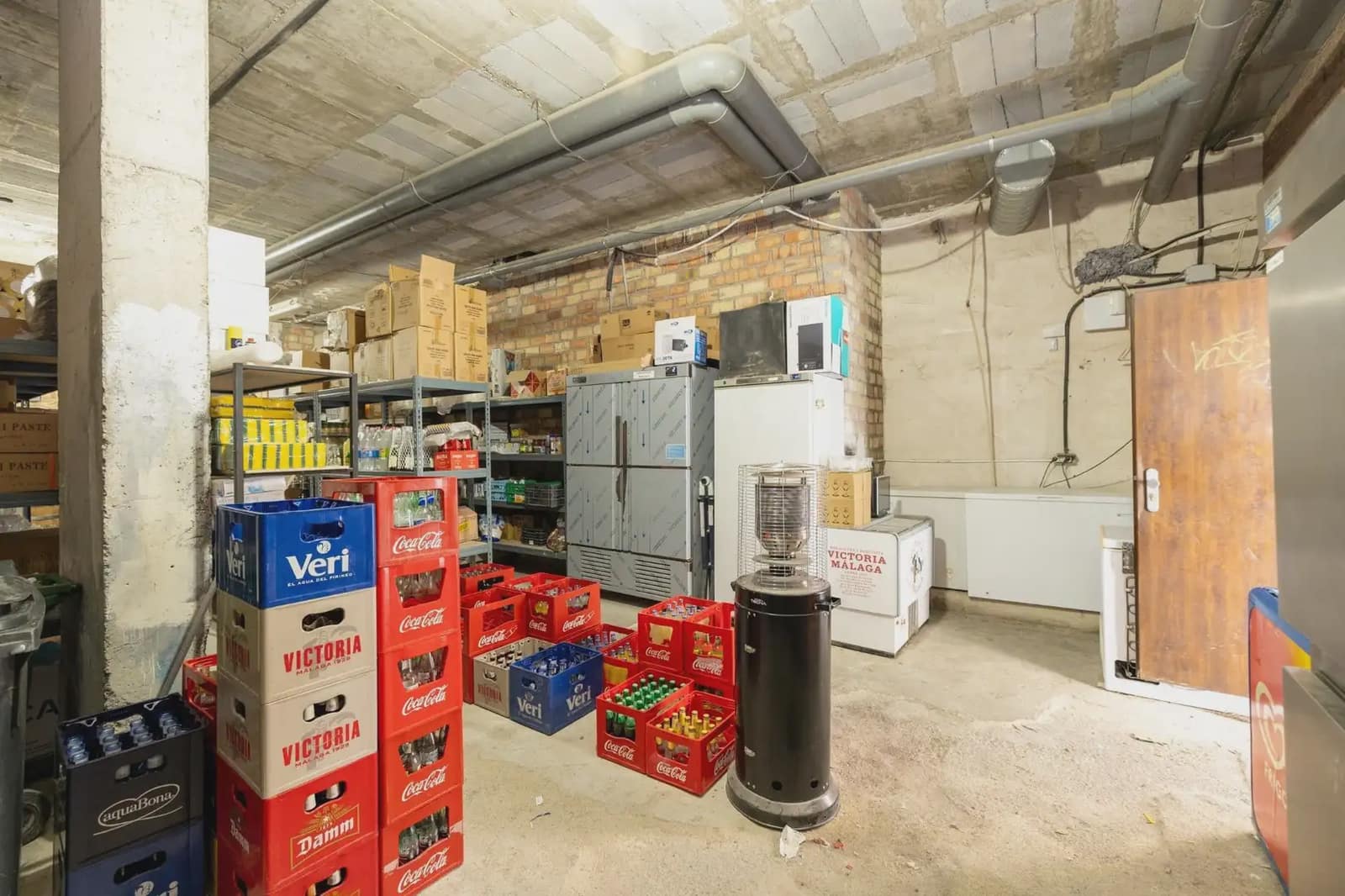 Commercieel te koop in Granada stad - € 350.000 (Ref: 9837096)