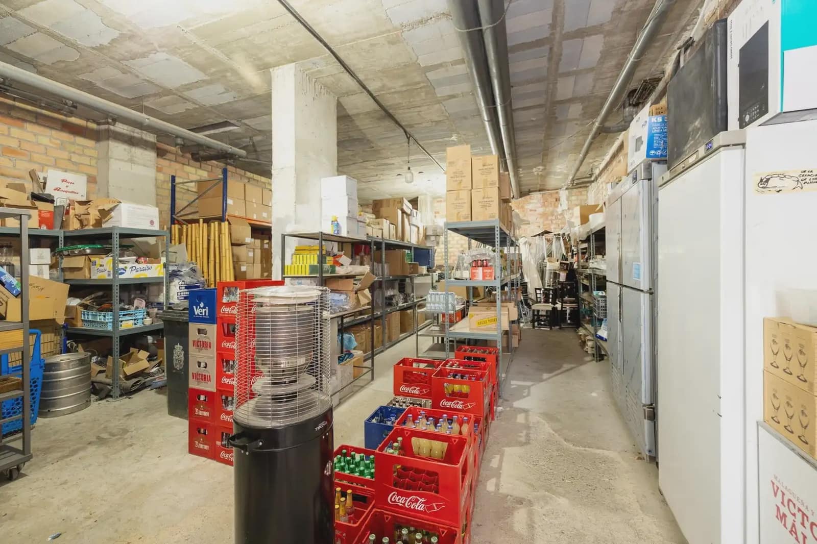Commercieel te koop in Granada stad - € 350.000 (Ref: 9837096)