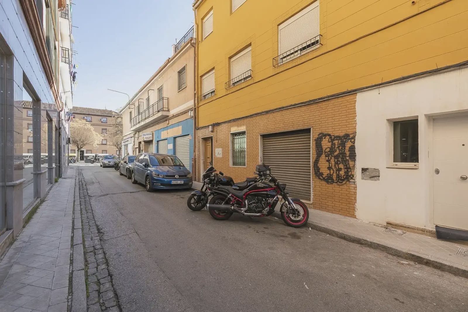 Lejlighed til salg i Granada by - € 165.000 (Ref: 9837100)