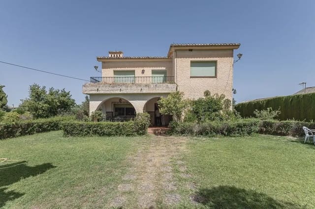 Villa til salgs i Dílar med garasje - € 350 000 (Ref: 9837101)