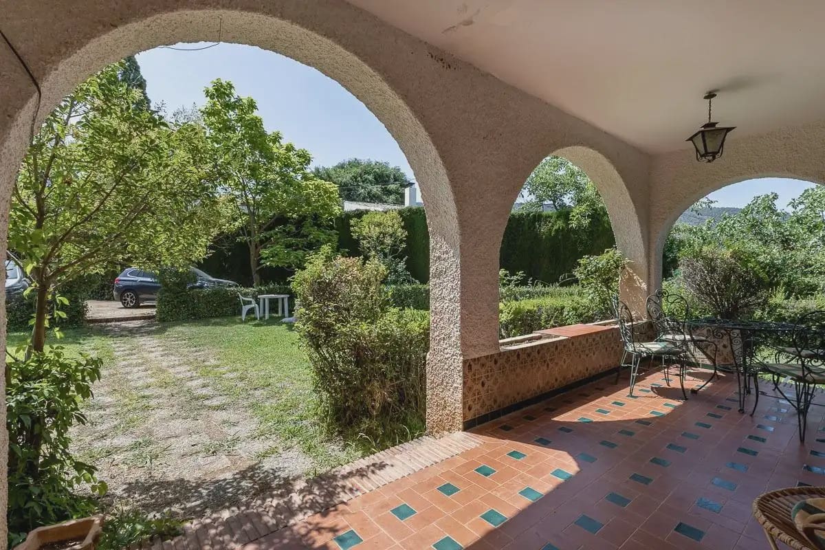 Villa for sale in Dilar with garage - € 350,000 (Ref: 9837101)