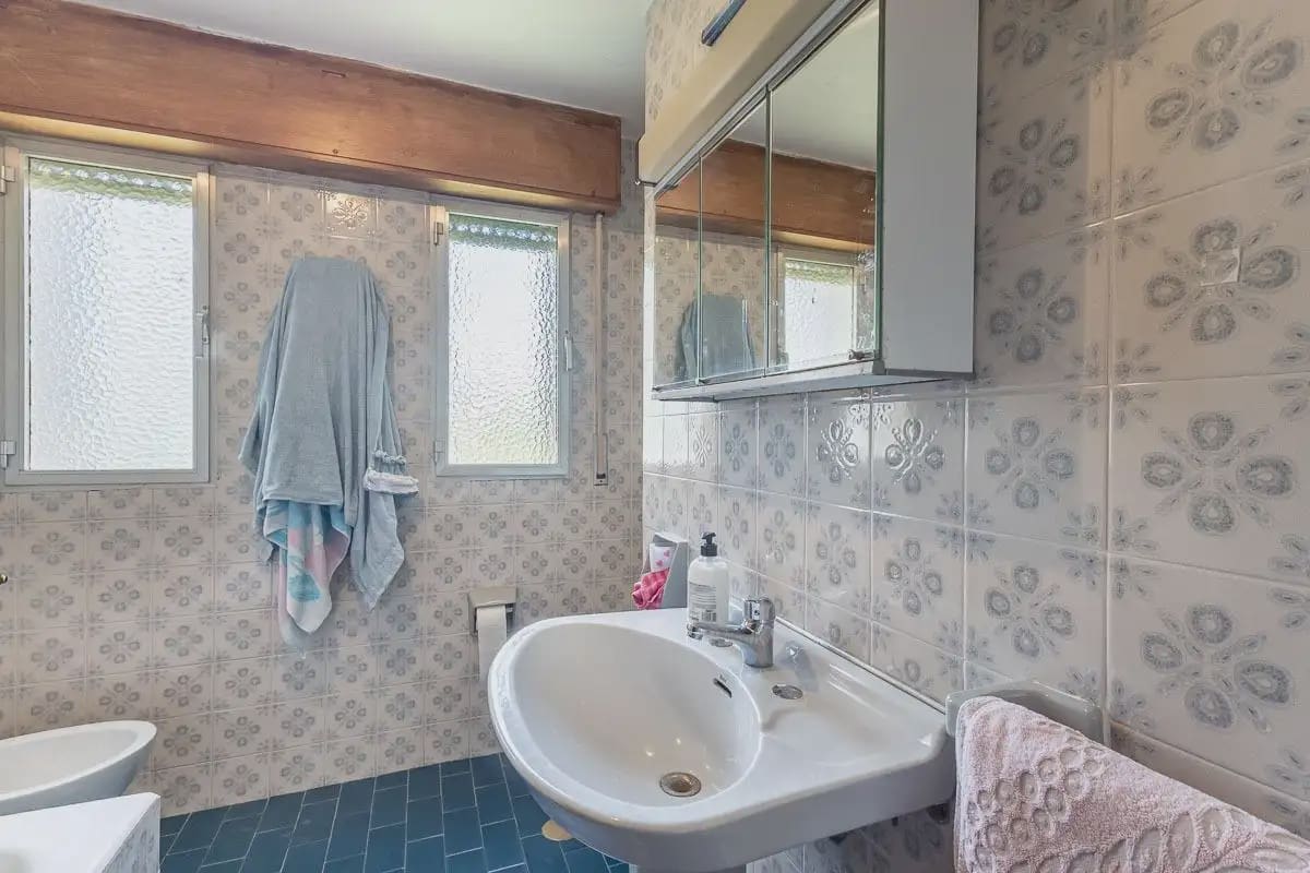 Villa for sale in Dilar with garage - € 350,000 (Ref: 9837101)