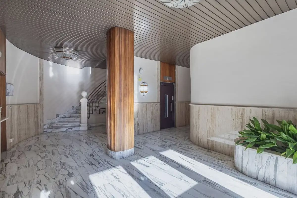 Bedrift til salgs i Granada by - € 8 000 (Ref: 9837102)