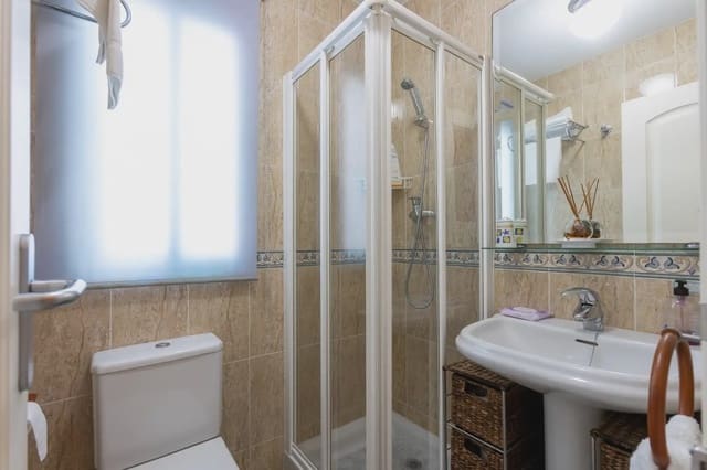 Penthouse til salg i Motril med swimmingpool garage - € 364.500 (Ref: 9837104)