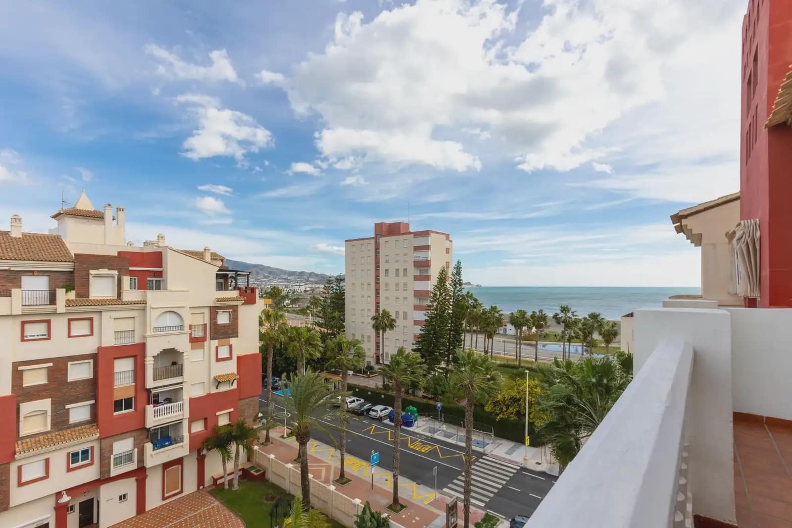 Penthouse te koop in Motril met zwembad garage - € 364.500 (Ref: 9837104)