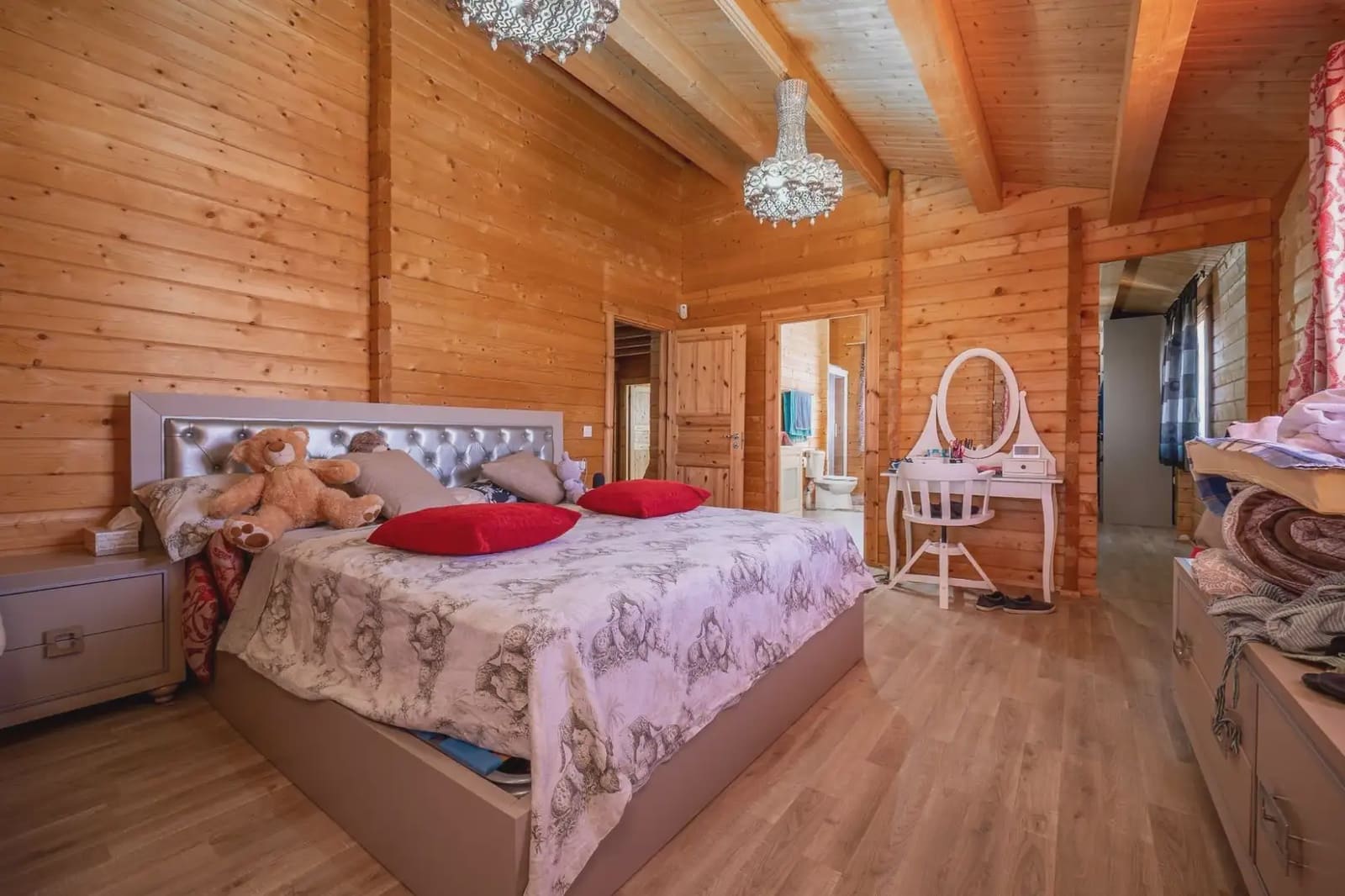 Moradia para venda em Churriana de la Vega com piscina garagem - 450 000 € (Ref: 9837106)