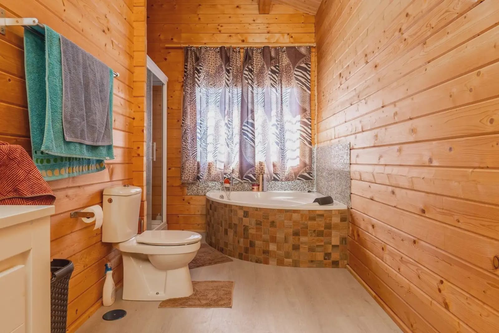Moradia para venda em Churriana de la Vega com piscina garagem - 450 000 € (Ref: 9837106)