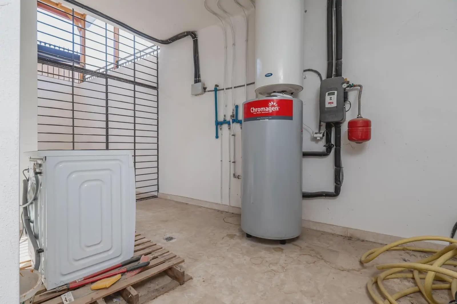 Moradia para venda em Churriana de la Vega com piscina garagem - 450 000 € (Ref: 9837106)