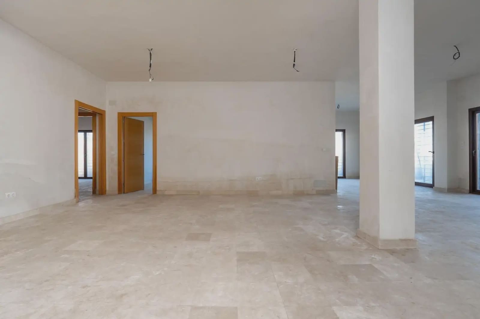 Moradia para venda em Churriana de la Vega com piscina garagem - 450 000 € (Ref: 9837106)