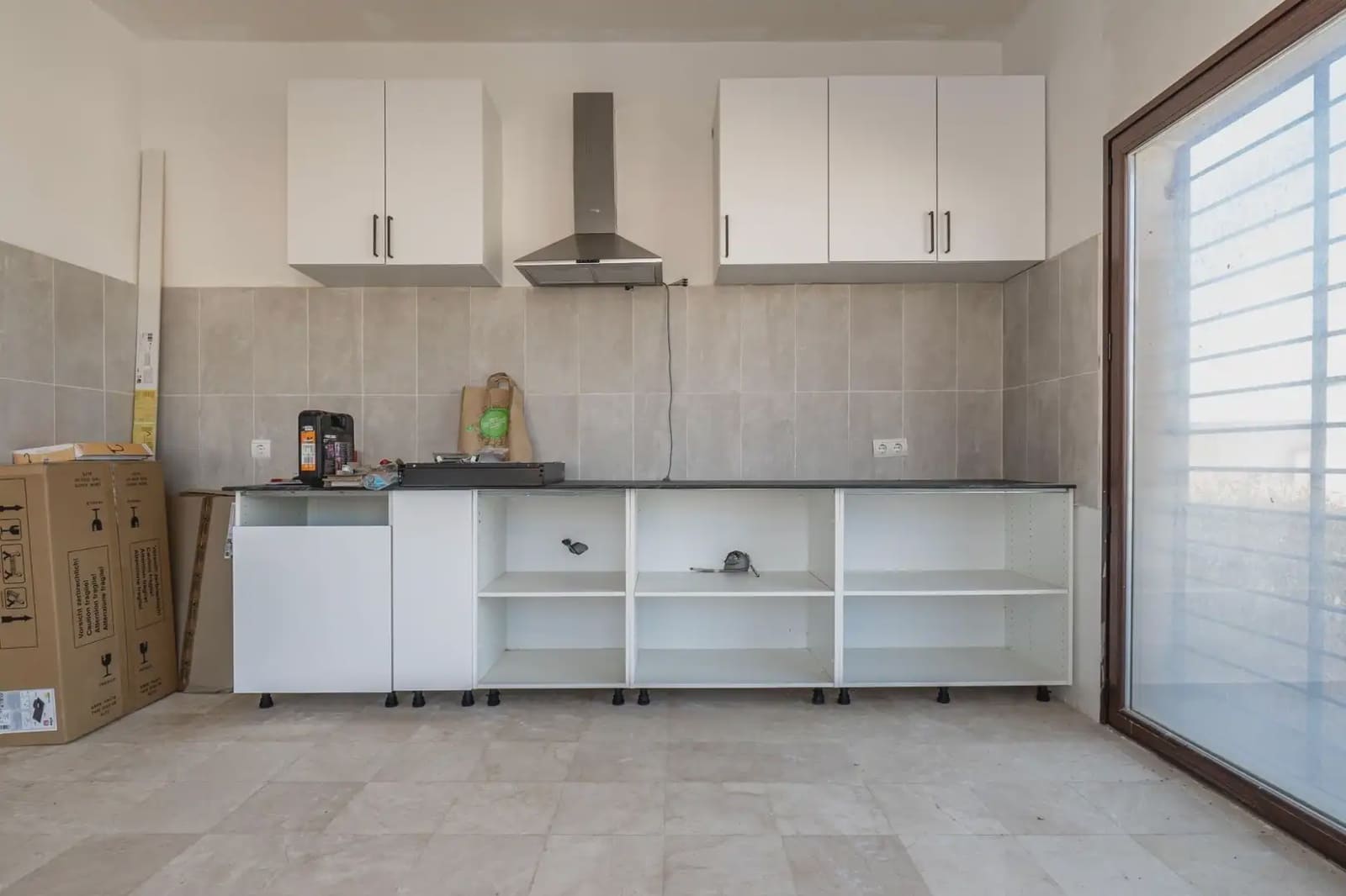 Moradia para venda em Churriana de la Vega com piscina garagem - 450 000 € (Ref: 9837106)