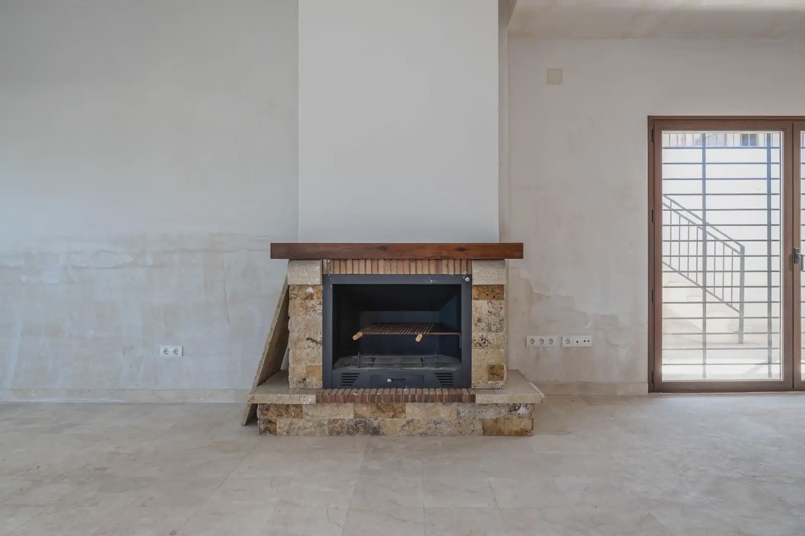 Moradia para venda em Churriana de la Vega com piscina garagem - 450 000 € (Ref: 9837106)
