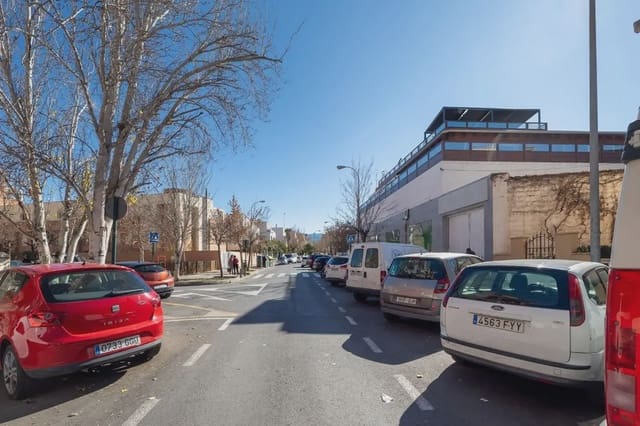 Erhverv til salg i Zaidin, Granada by - € 500.000 (Ref: 9837107)