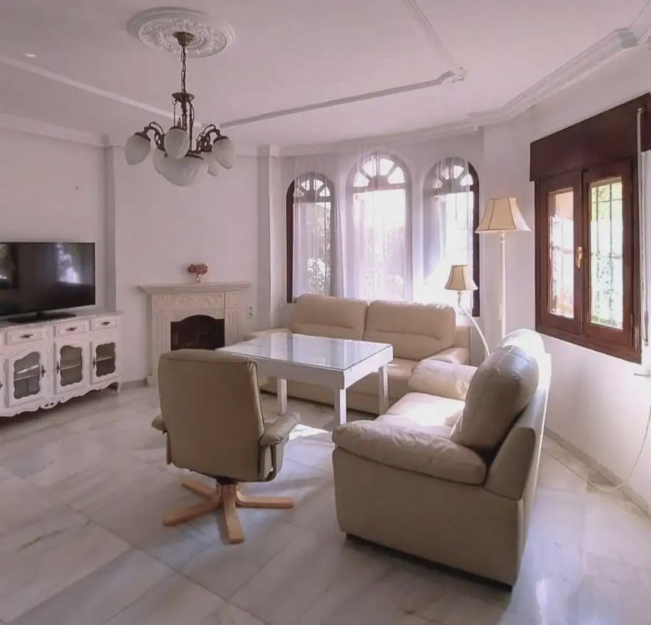 Villa for sale in Purullena with garage - € 249,000 (Ref: 9837108)