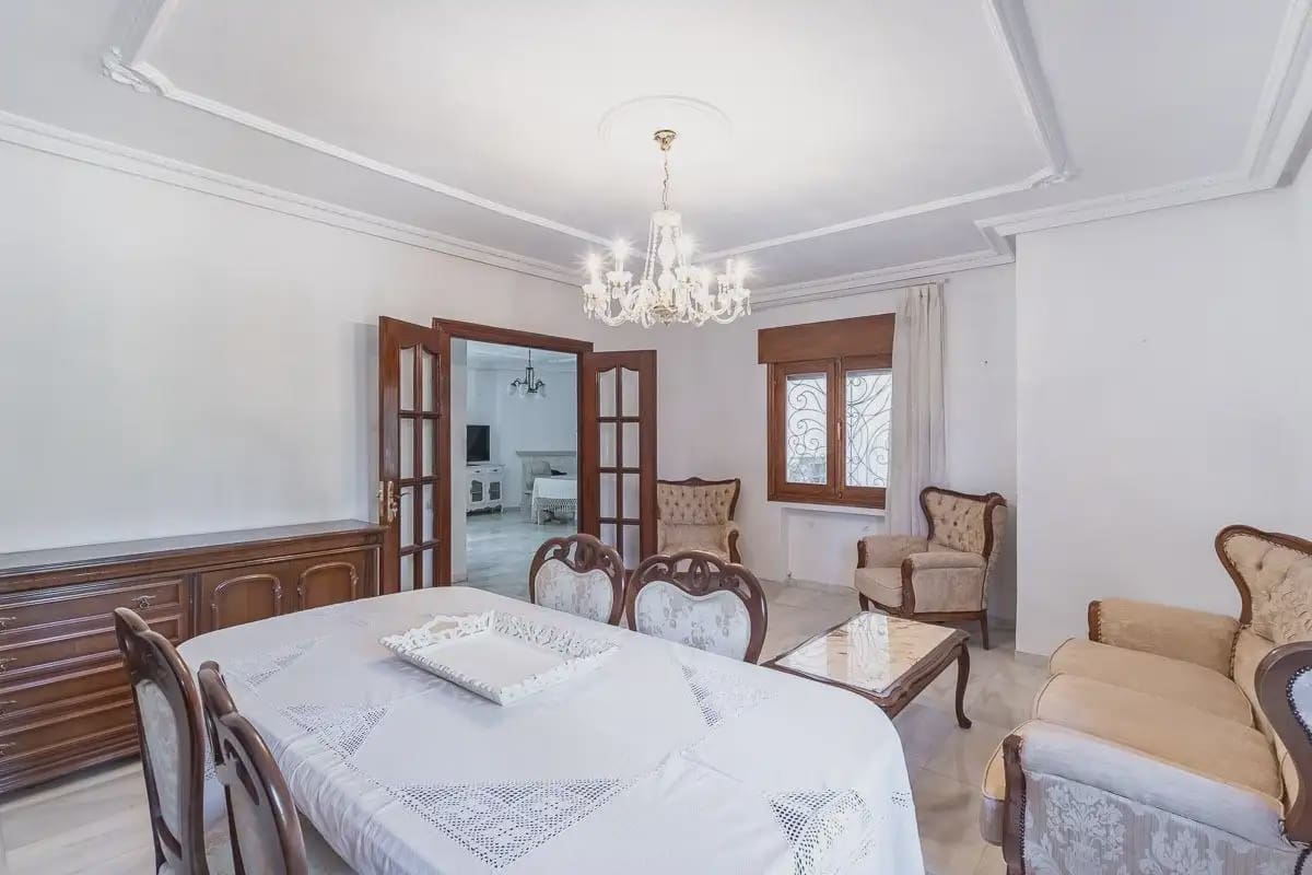 Villa for sale in Purullena with garage - € 249,000 (Ref: 9837108)