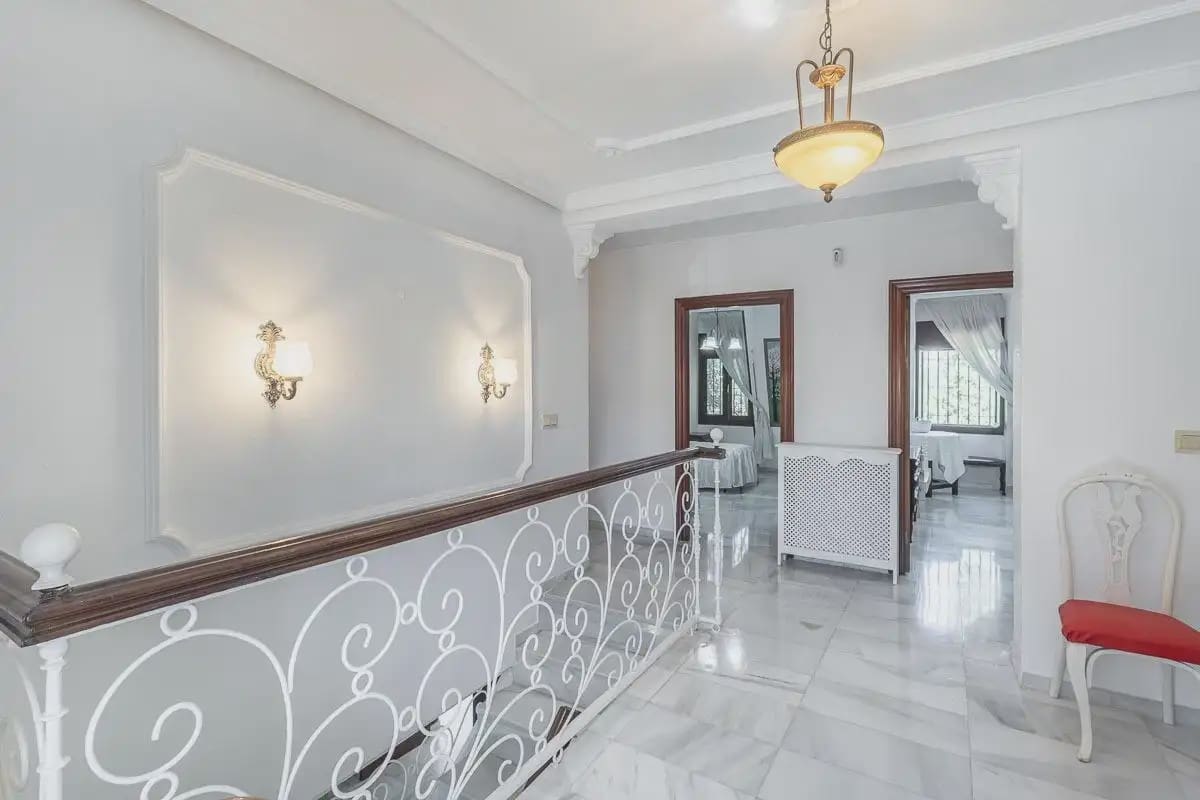 Villa for sale in Purullena with garage - € 249,000 (Ref: 9837108)