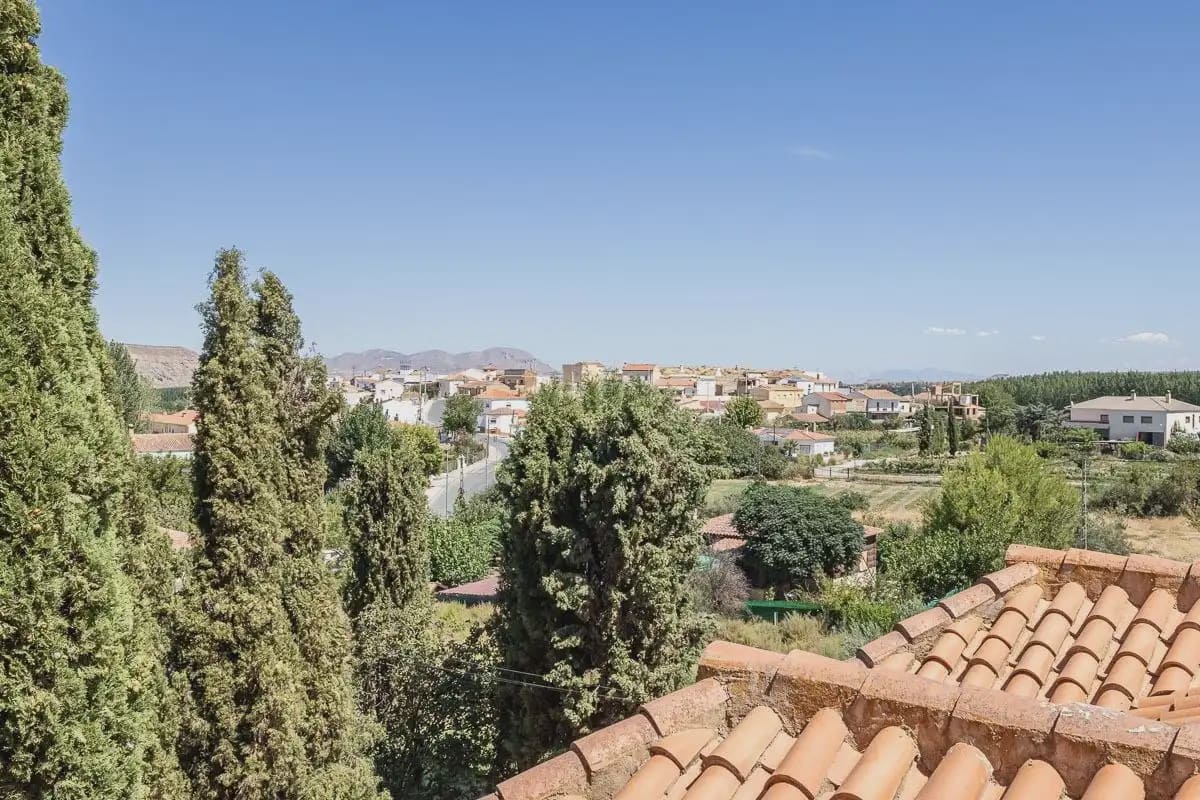 Villa for sale in Purullena with garage - € 249,000 (Ref: 9837108)