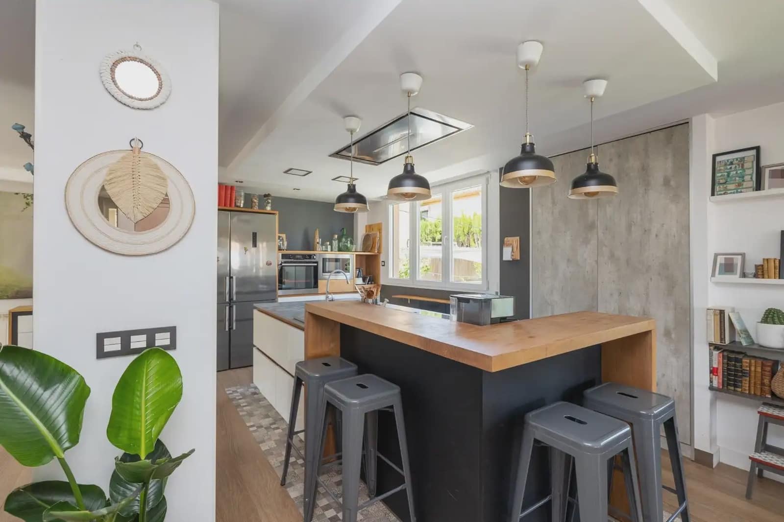 Villa for sale in Otura with pool garage - € 545,000 (Ref: 9837110)
