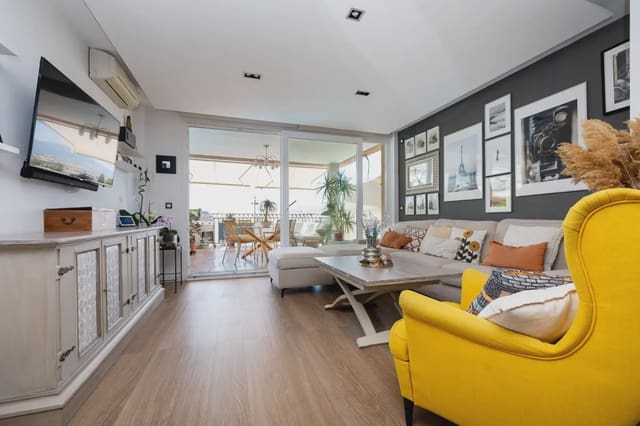 Villa/Maison à vendre à Otura avec piscine garage - 545 000 € (Ref: 9837110)