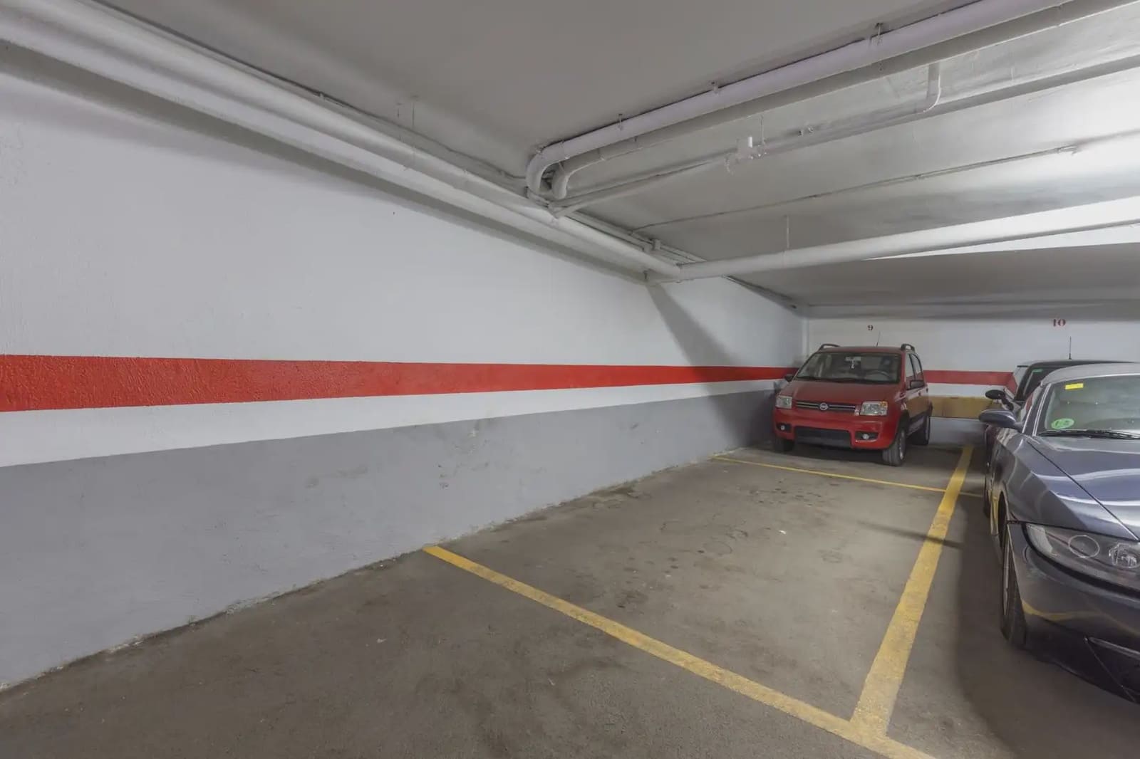 Garage for sale in Granada city - € 58,000 (Ref: 9837111)