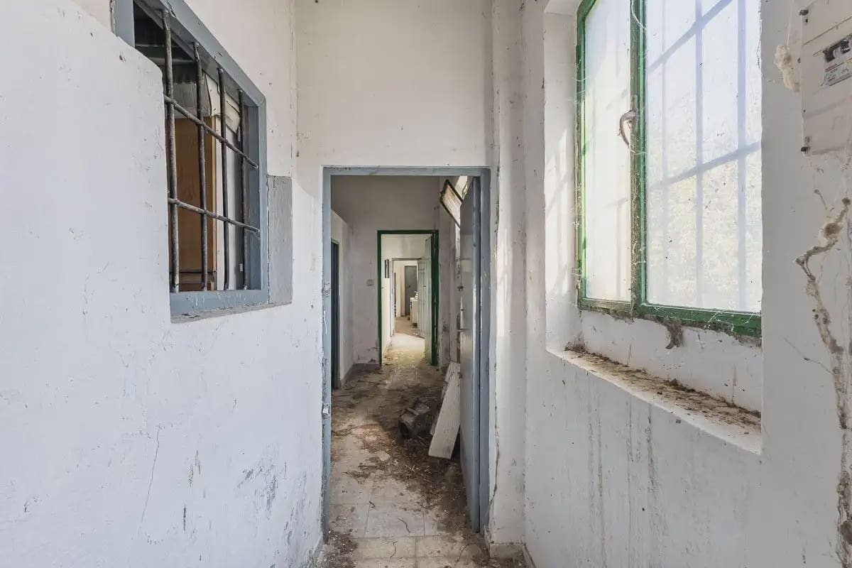 Finca/Herregård til salgs i Granada by med svømmebasseng - € 669 890 (Ref: 9837113)