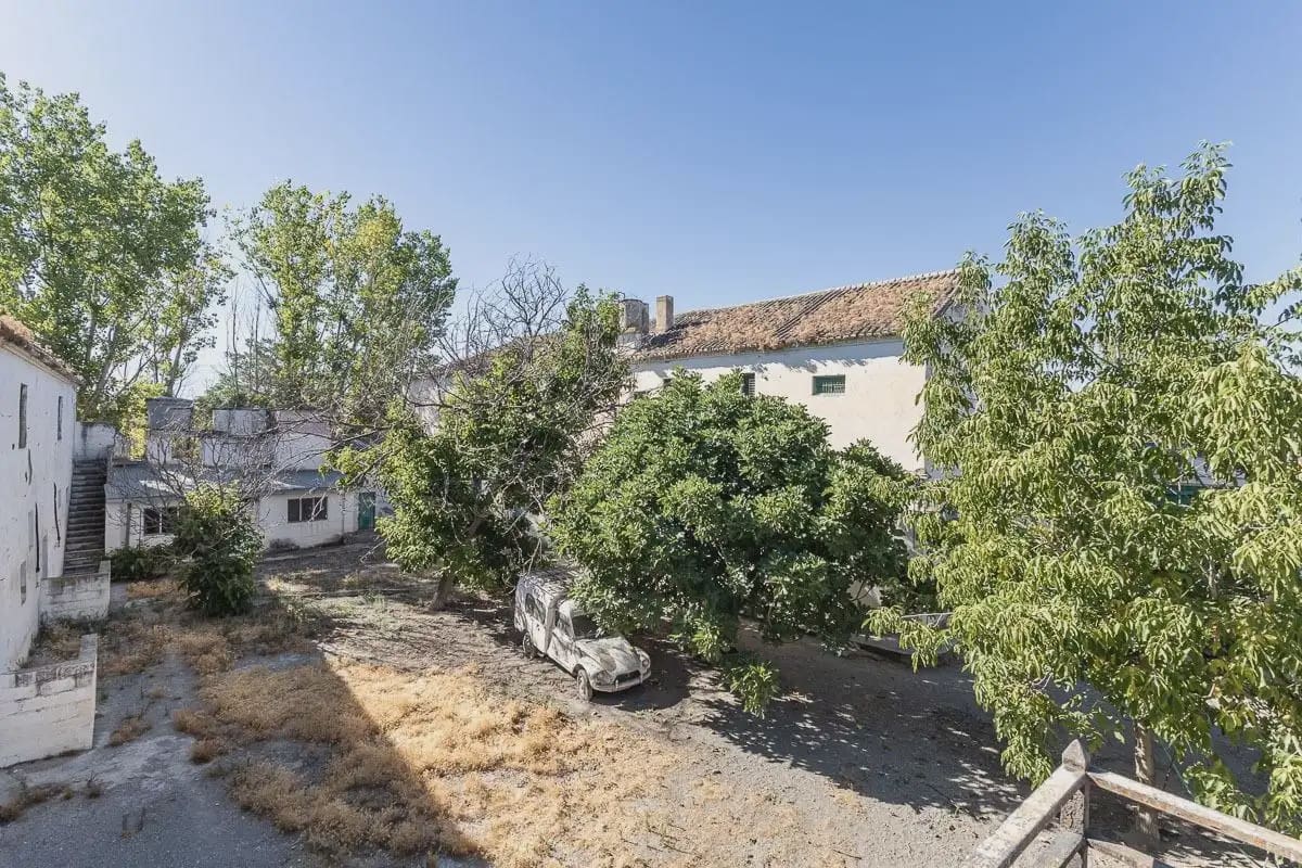 Finca/Herregård til salgs i Granada by med svømmebasseng - € 669 890 (Ref: 9837113)