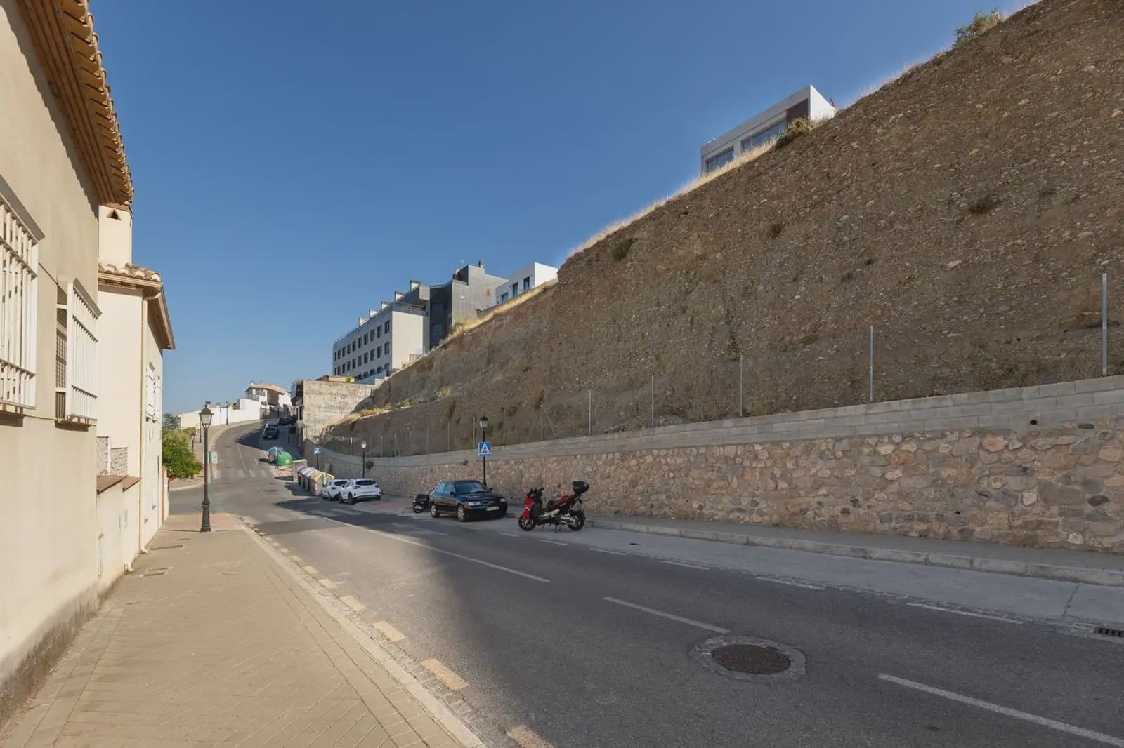 Byggegrund til salg i Granada by - € 204.000 (Ref: 9837114)