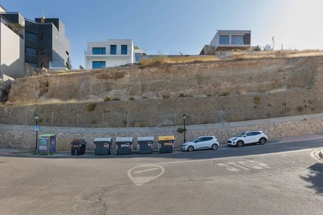 Byggegrund til salg i Bola de Oro - Serrallo, Granada by - € 204.000 (Ref: 9837114)