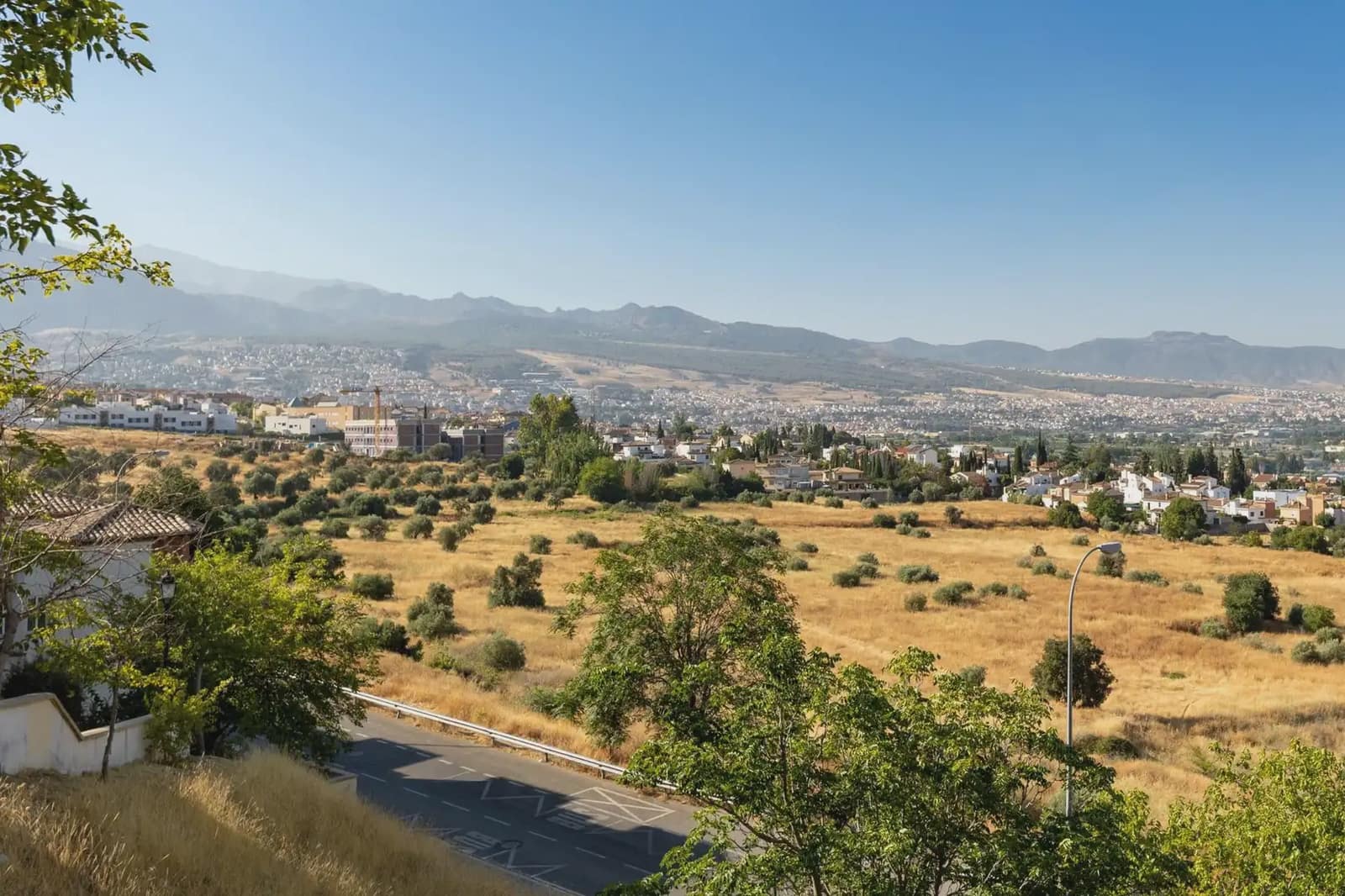 Byggegrund til salg i Granada by - € 204.000 (Ref: 9837114)