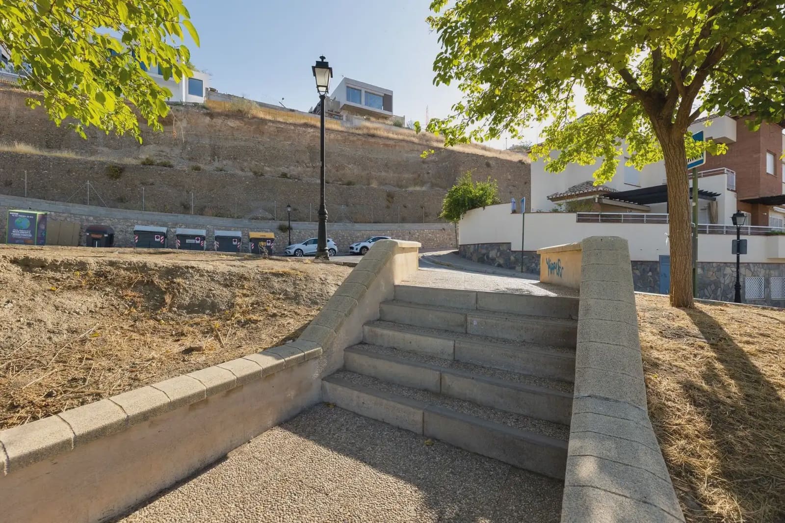 Byggegrund til salg i Granada by - € 204.000 (Ref: 9837114)