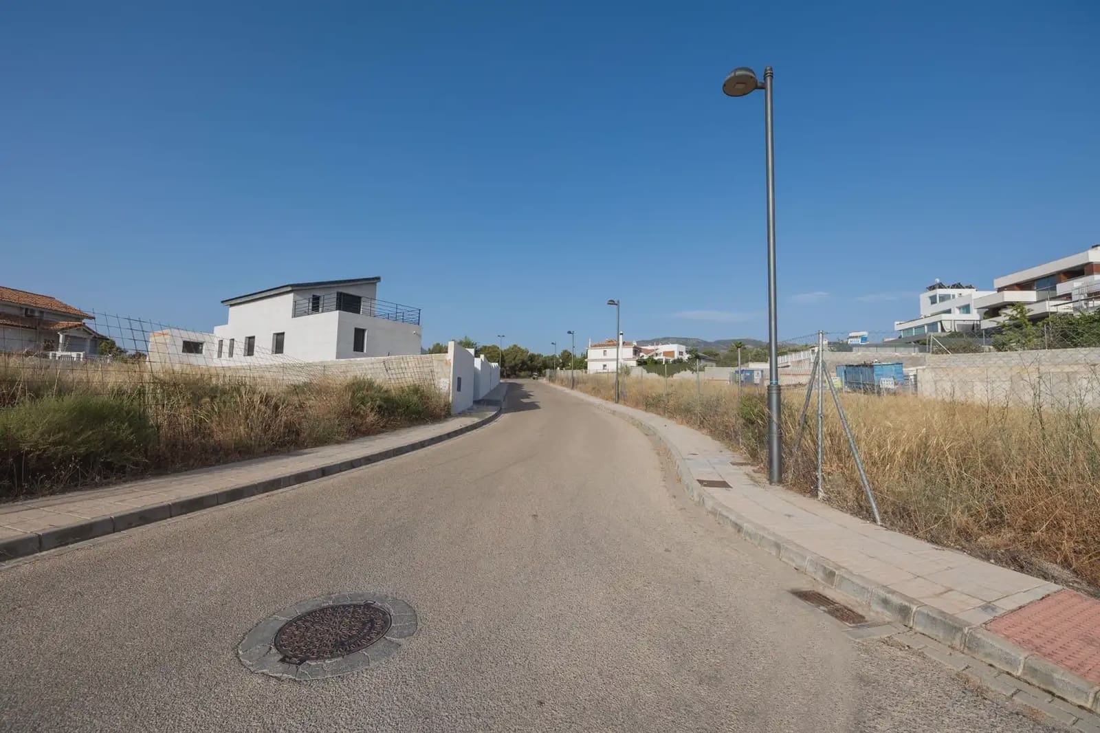 Tontti myytävänä paikassa La Zubia - 129 000 € (Ref: 9837116)
