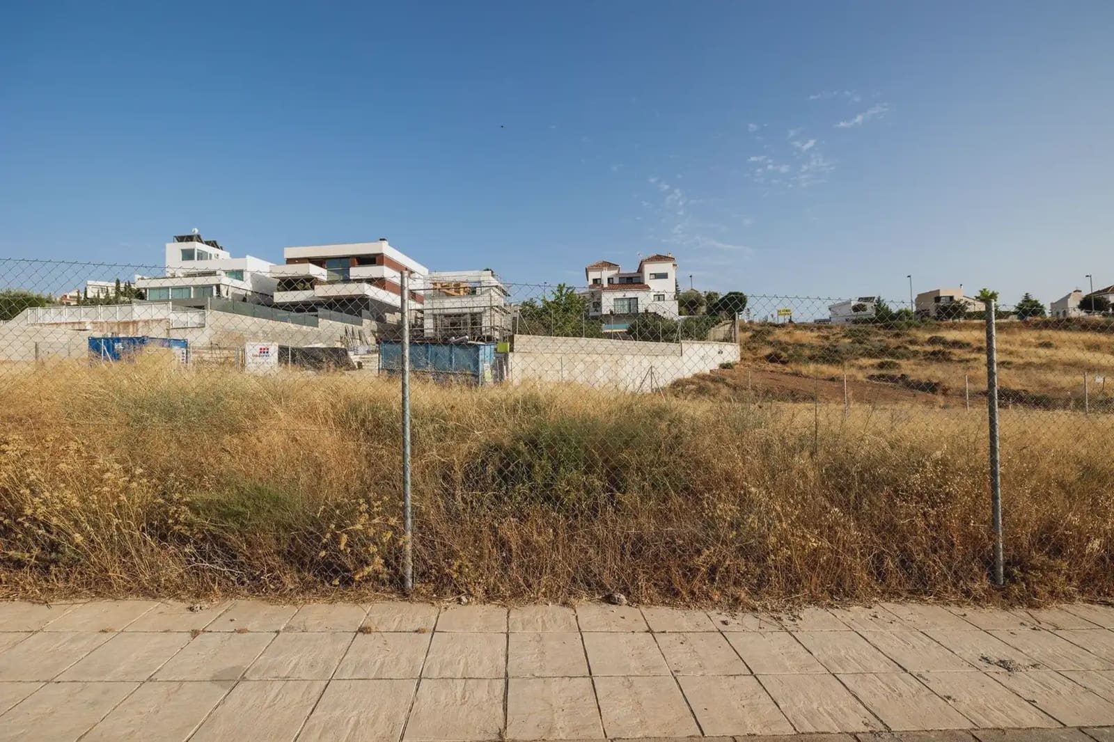 Tontti myytävänä paikassa La Zubia - 129 000 € (Ref: 9837116)