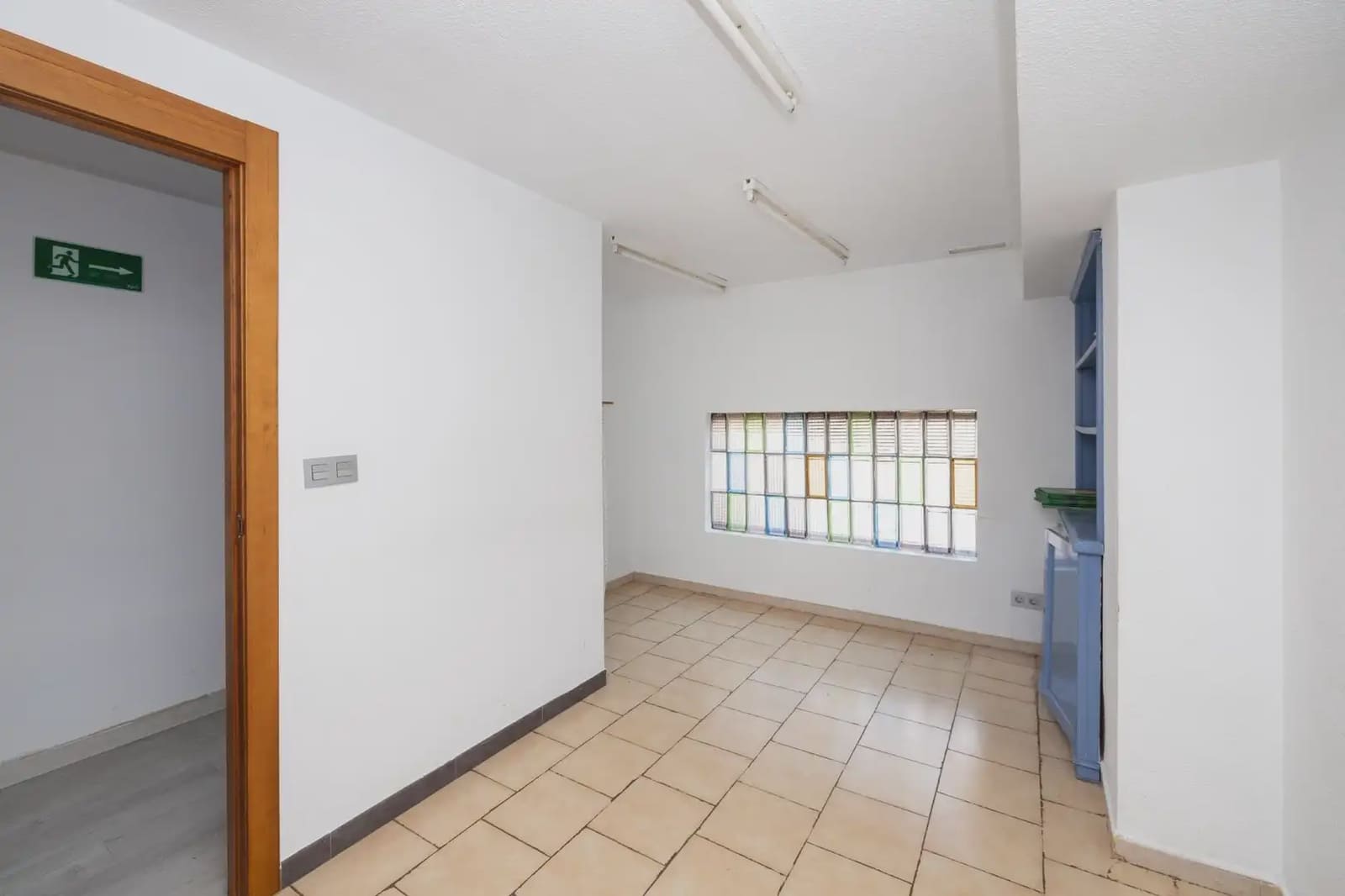 Local Comercial en Granada ciudad en venta - 599.000 € (Ref: 9837119)