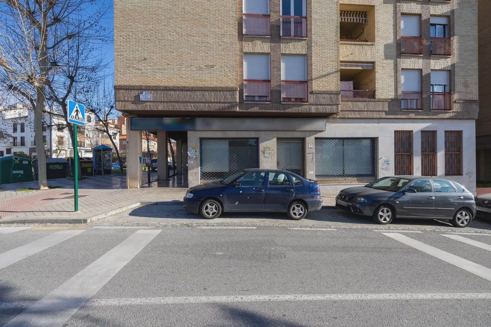 Local Comercial en Granada ciudad en venta - 599.000 € (Ref: 9837119)