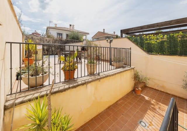 Haus zu verkaufen in Ogíjares mit Garage - 309.000 € (Ref: 9837120)