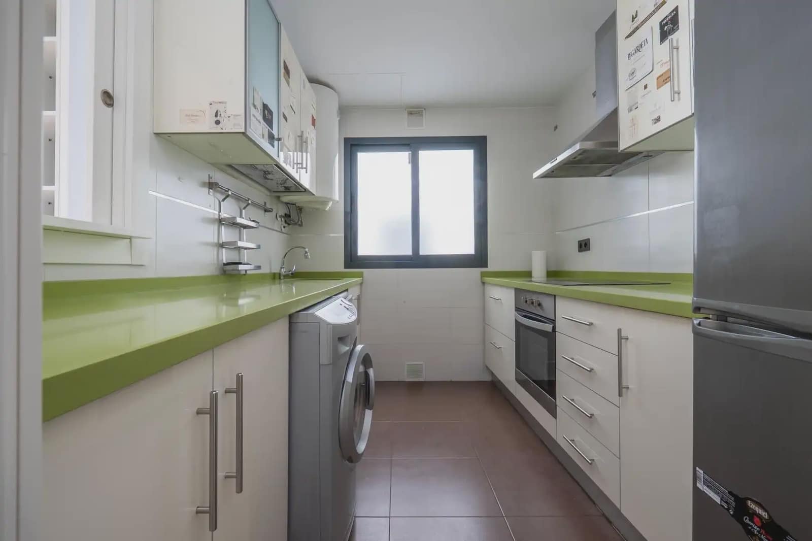 Flat for sale in Motril with pool garage - € 284,900 (Ref: 9837121)