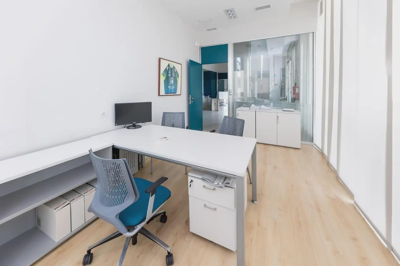 Gewerbe zu verkaufen in Granada Stadt - 435.000 € (Ref: 9837122)
